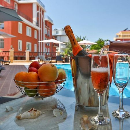 Апарт отель Vip Club Dolphin Coast Солнечный берег Экстерьер фото